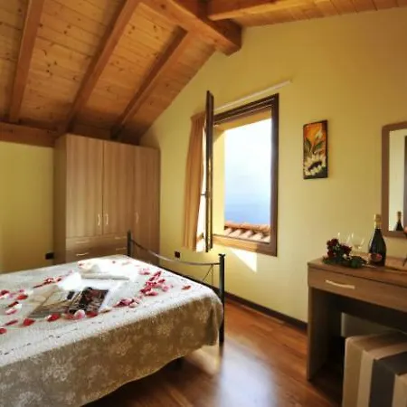 Apartament Germasino Sleeps 6 Pool *