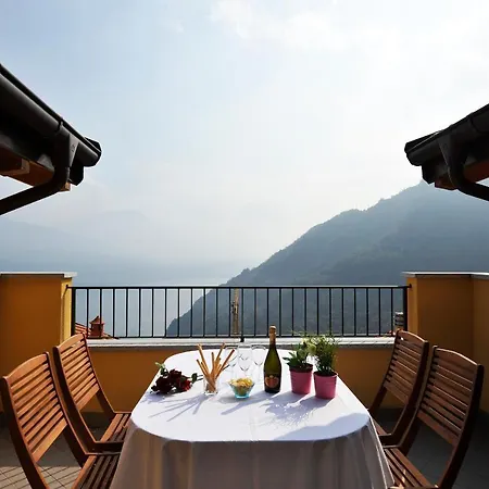 Germasino Sleeps 6 Pool *
